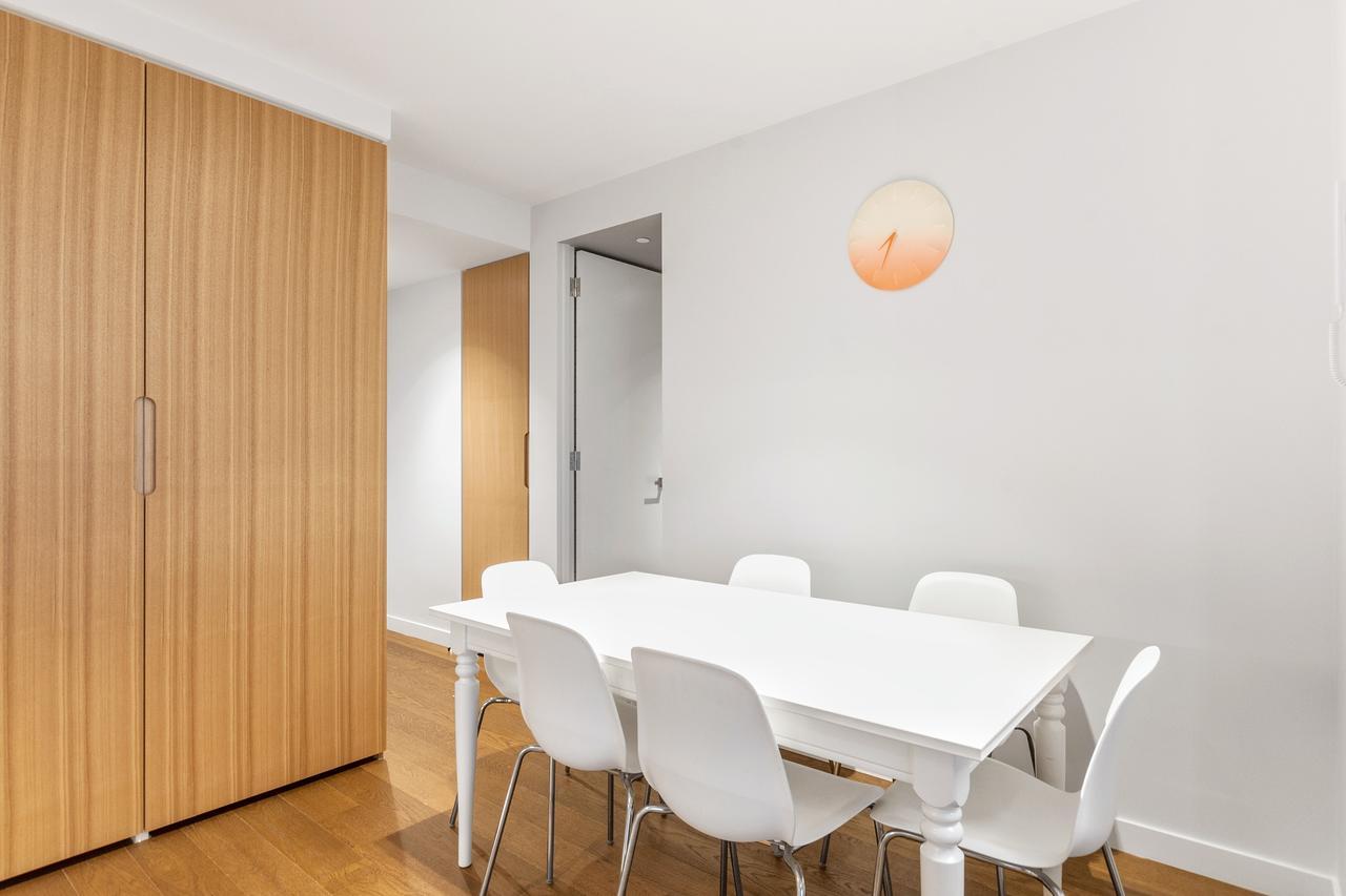 Light Tower Apartment Мельбурн Екстер'єр фото